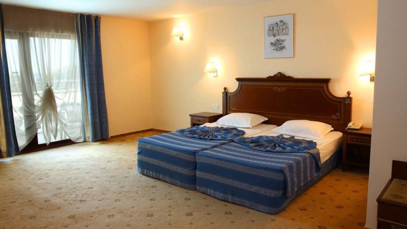 Hotel Pelikan Duni