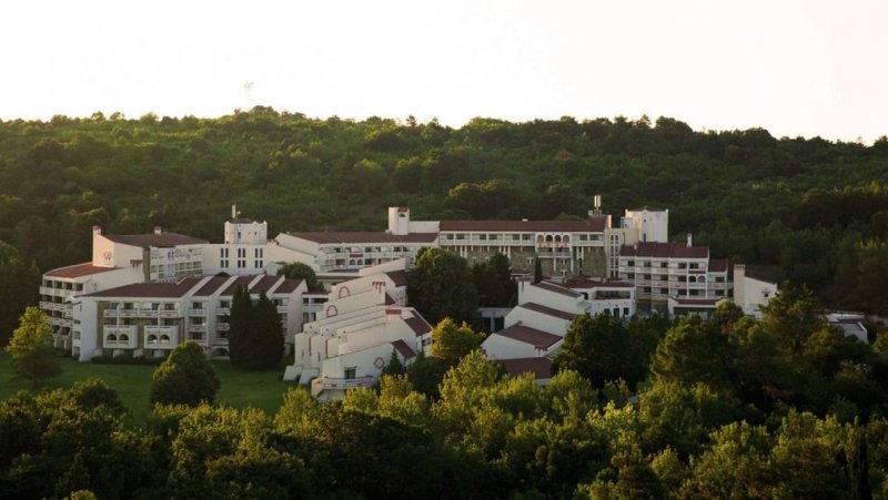 Hotel Pelikan Duni