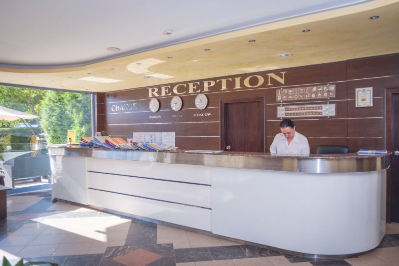 Aranyhomok utazás Hotel Royal