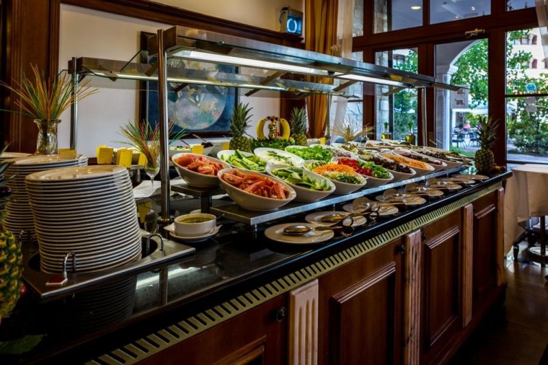 Napospart utazás Hotel Royal Palace Helena Sands