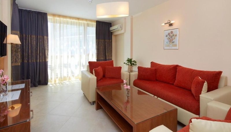 Napospart utazás Hotel Sea Breeze