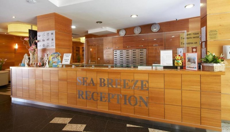 Napospart utazás Hotel Sea Breeze