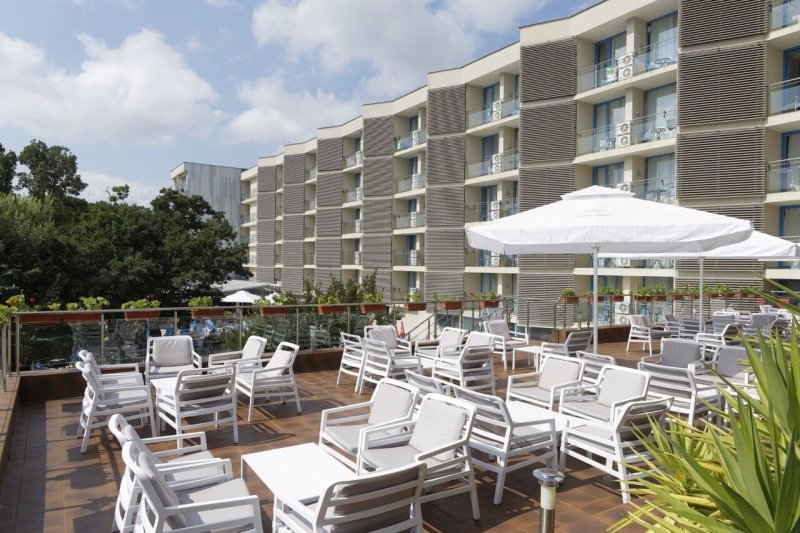 Hotel Slavey Aranyhomok