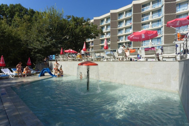 Aranyhomok utazás Hotel Slavey - All Inclusive