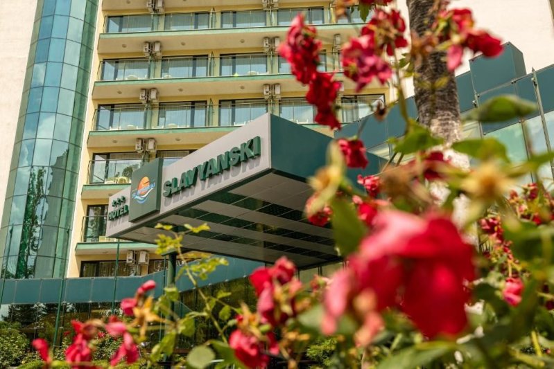 Napospart utazás Hotel Slavyanski