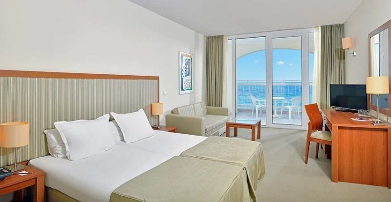 Obzor utazás Hotel Sol Luna Bay Resort