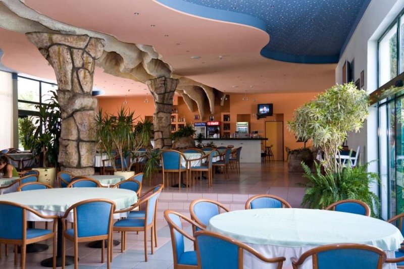 Napospart utazás Hotel Trakia