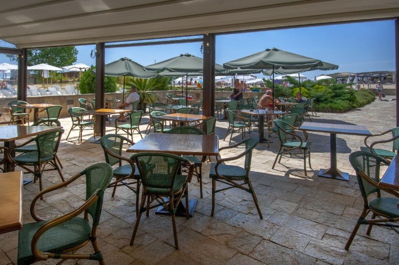 Napospart utazás Hotel Viand