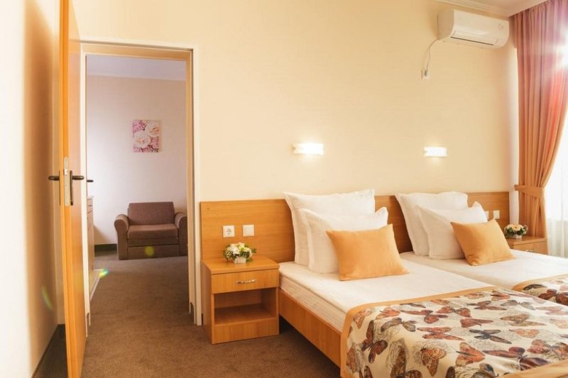 Napospart utazás Hotel Wela