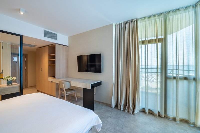 Napospart utazás Hotel Zenith