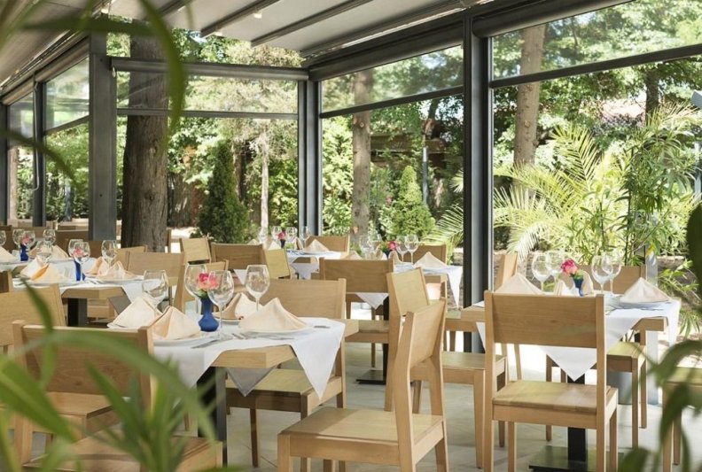 HVD Hotel Bor Napospart