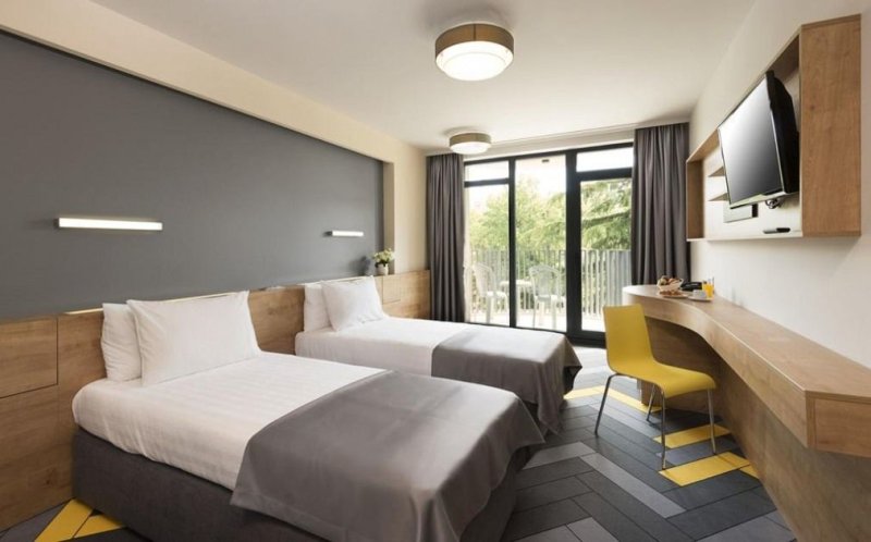 HVD Hotel Bor Napospart