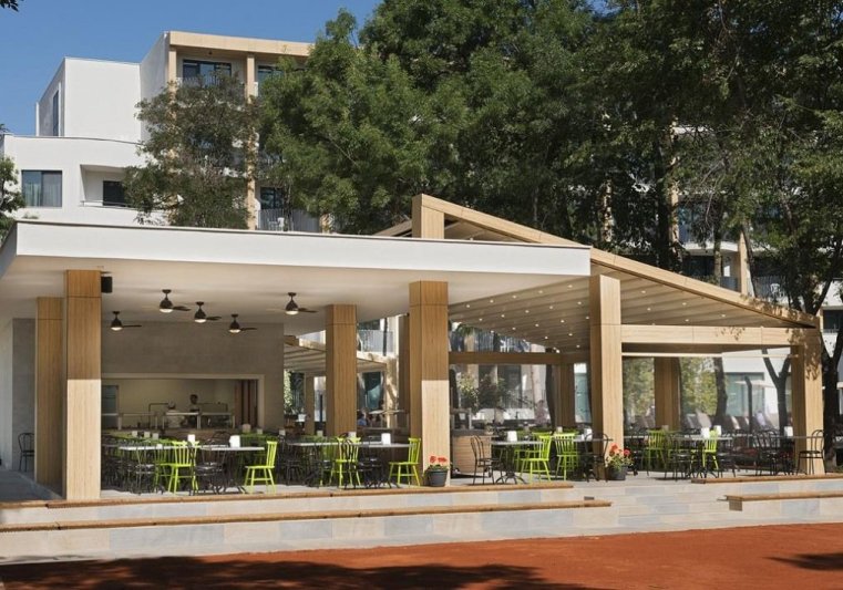 HVD Hotel Bor Napospart