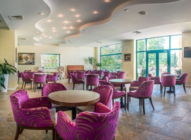 Aranyhomok utazás Marina Grand Beach