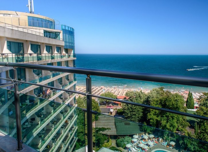 Aranyhomok utazás Marina Grand Beach