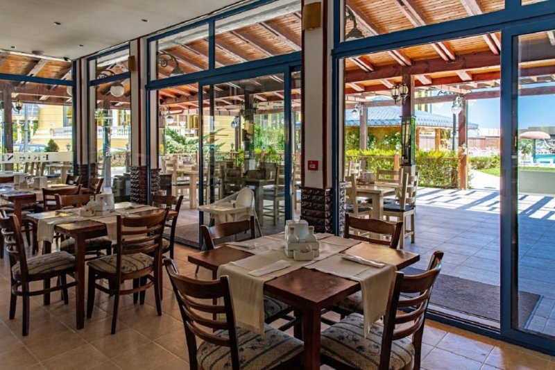 MPM Hotel Condor Napospart