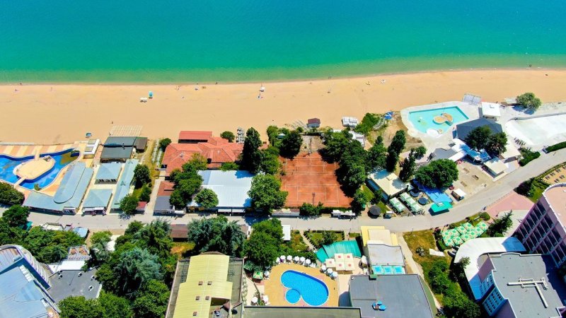 Aranyhomok utazás Palm Beach All Inclusive
