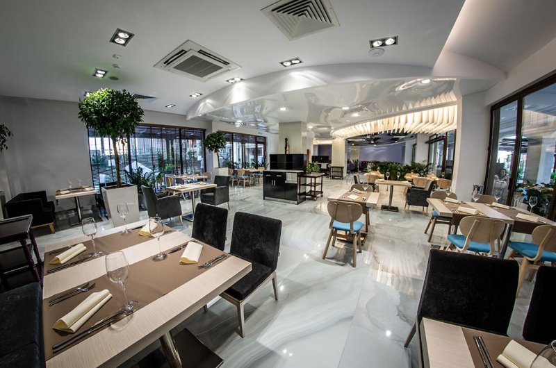 Napospart utazás Premier Fort Beach Aparthotel