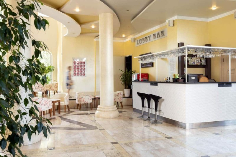 Rome Palace Deluxe Napospart