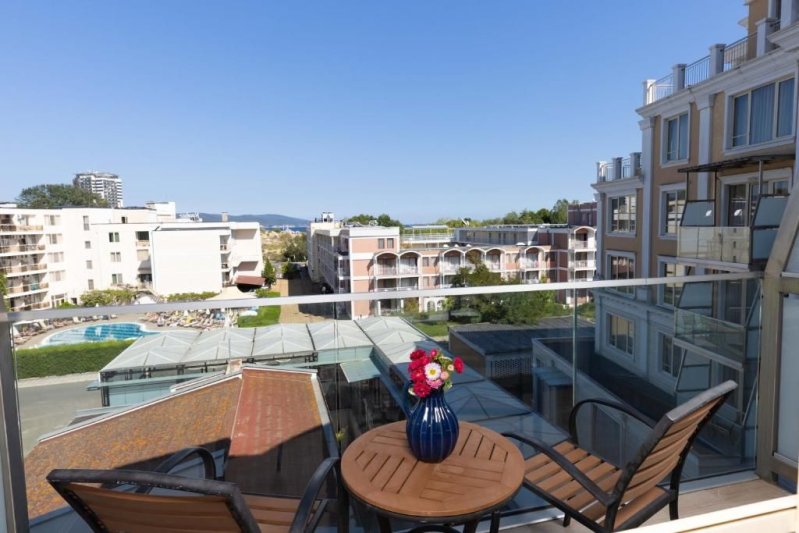 Napospart utazás Rome Palace Deluxe