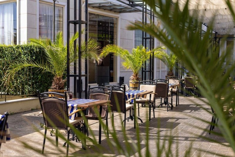 Napospart utazás Rome Palace Deluxe