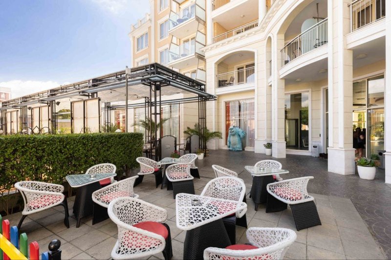 Napospart utazás Rome Palace Deluxe