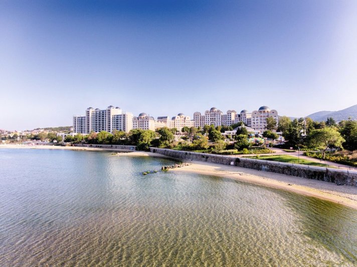 Napospart utazás Secrets Sunny Beach Resort & Spa