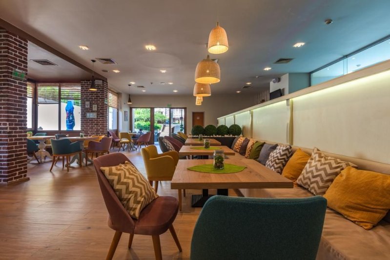 Neszebar utazás Sol Marina Palace