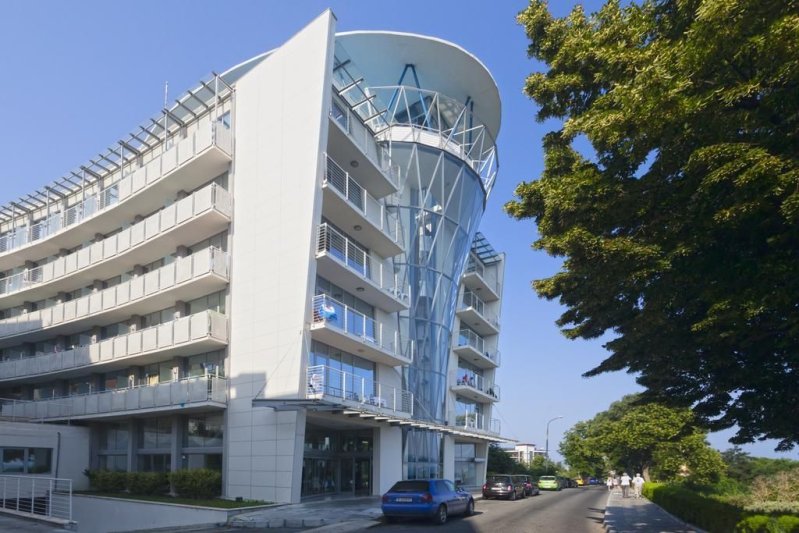 Neszebar utazás Sol Marina Palace