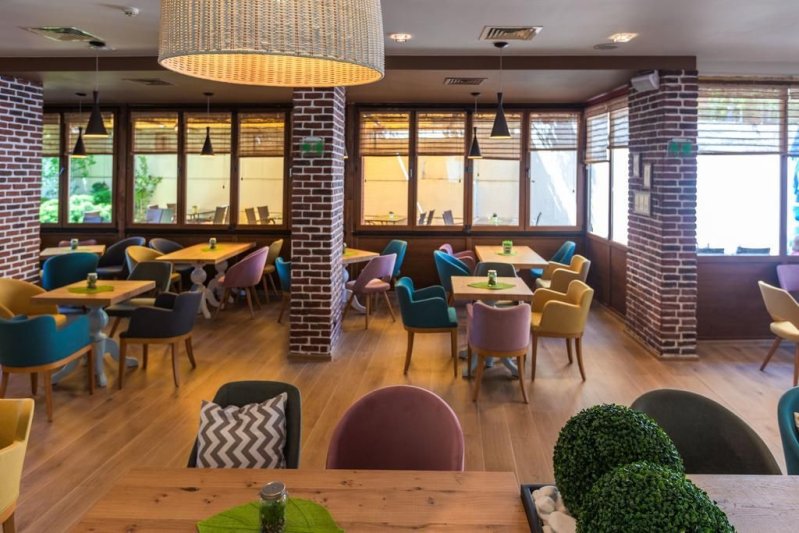 Neszebar utazás Sol Marina Palace