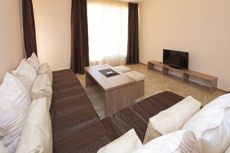 Neszebar utazás Topalovi - Cherno More Vendégház