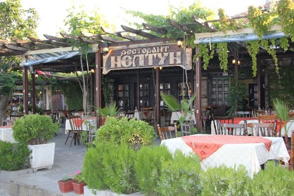 Neszebar utazás Topalovi - Cherno More Vendégház