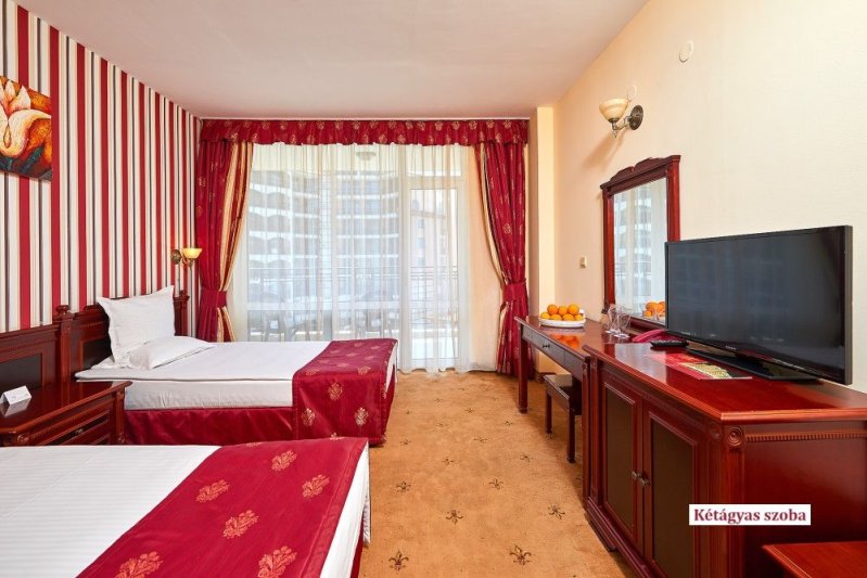 Napospart utazás Hotel Karolina