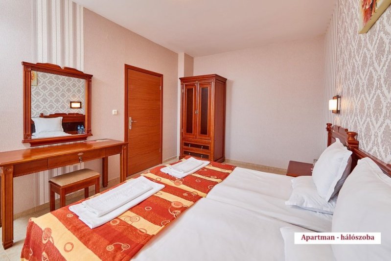 Napospart utazás Hotel Karolina