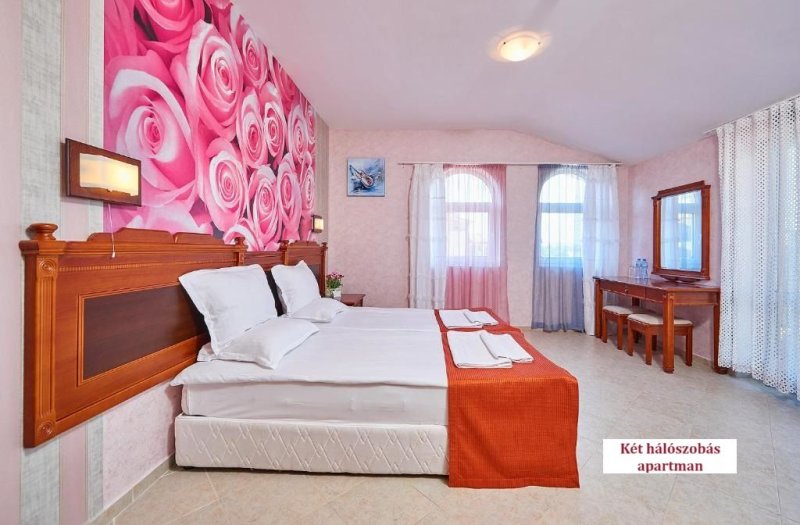 Napospart utazás Hotel Karolina