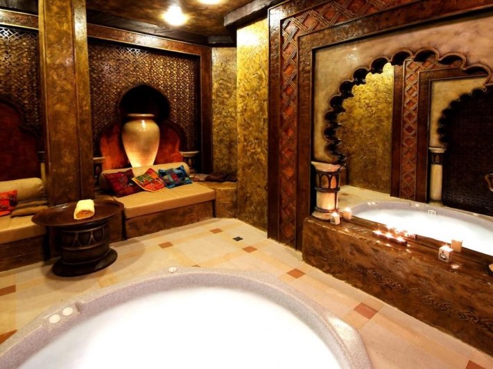 Napospart utazás Hotel Karolina