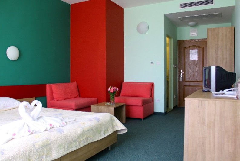 Napospart utazás Hotel Kiparisite