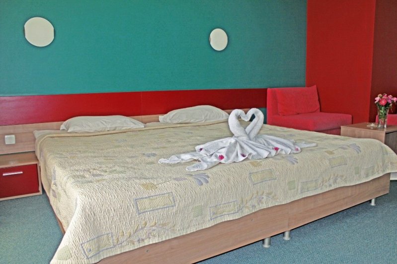 Napospart utazás Hotel Kiparisite