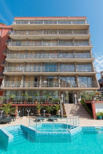 Napospart utazás Tia Maria Hotel