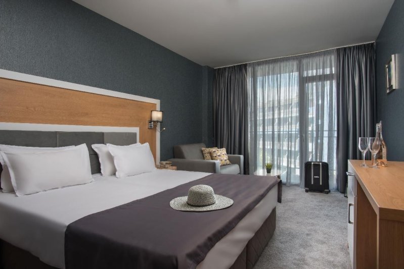 Napospart utazás Tia Maria Hotel