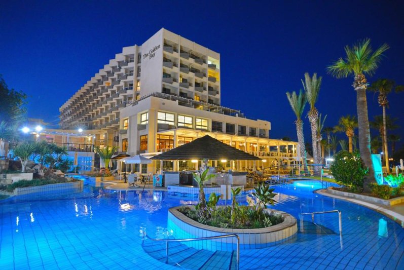 Dél-Ciprus Larnaca utazás Golden Bay Beach Hotel