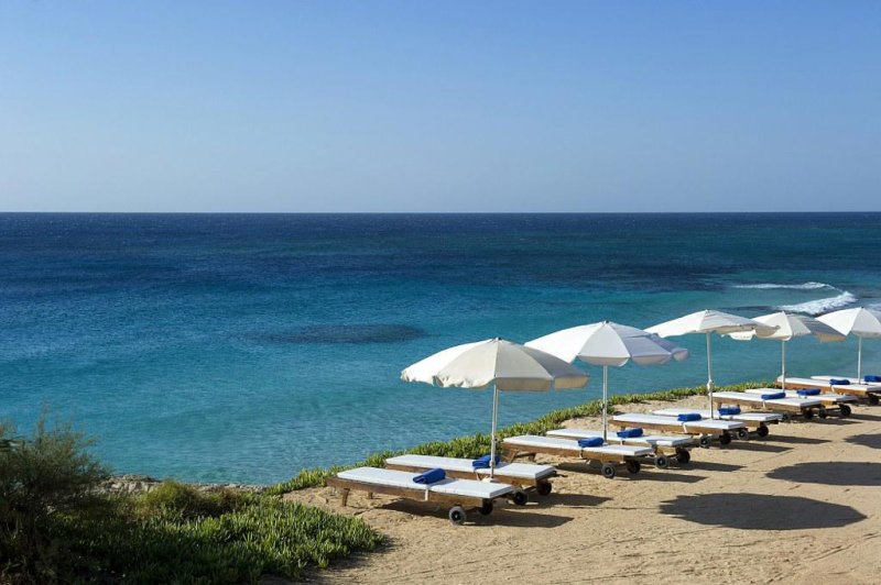 Dél-Ciprus utazás Grecian Sands Hotel