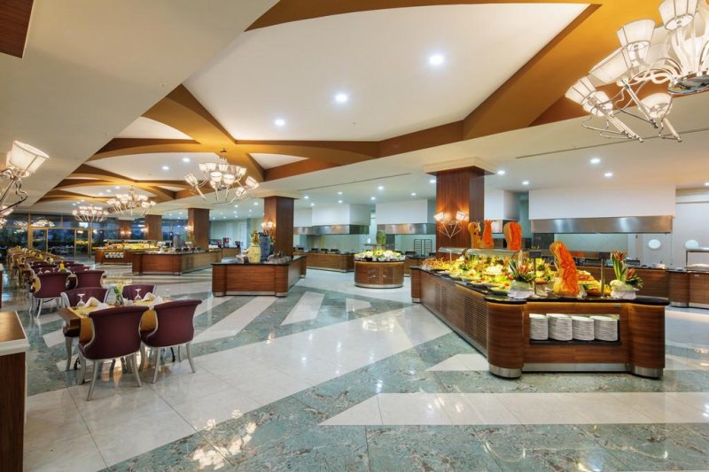 Alanya utazás Xafira Deluxe Resort Spa