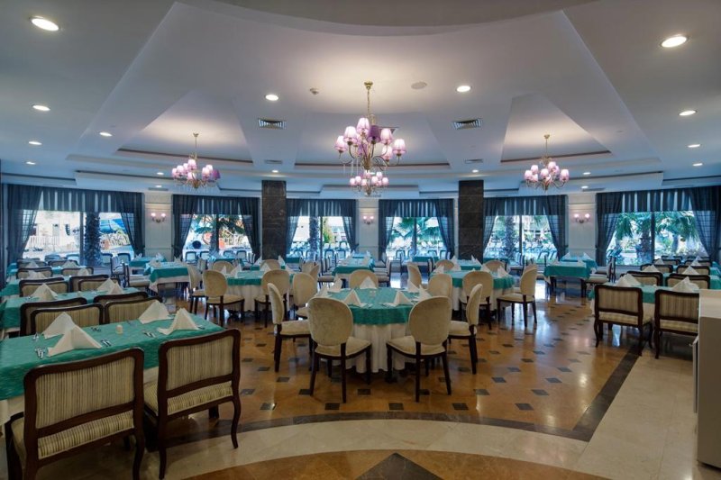 Side utazás Alba Queen Hotel