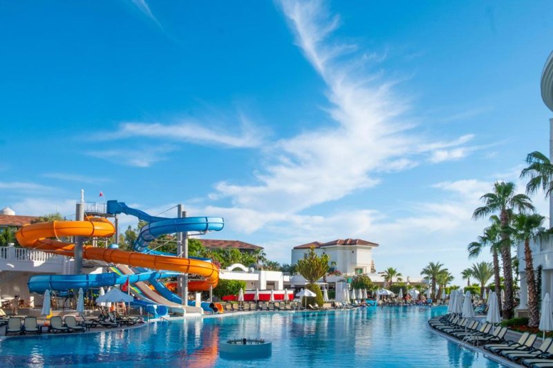 Side utazás Alba Queen Hotel