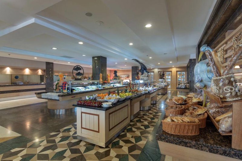 Side utazás Alba Queen Hotel