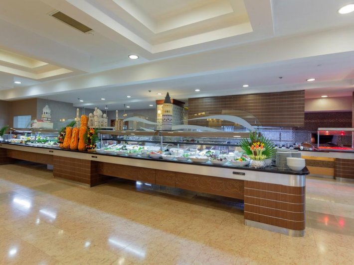 Side utazás Alba Royal Hotel