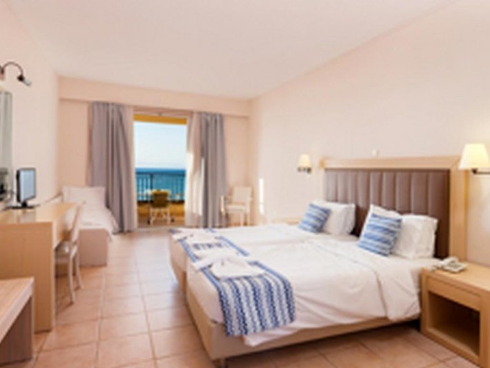 Zakynthos utazás Alykanas Village Hotel