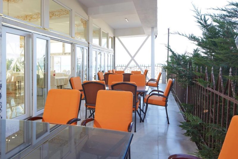 Szveti Vlasz utazás Amore Beach Hotel