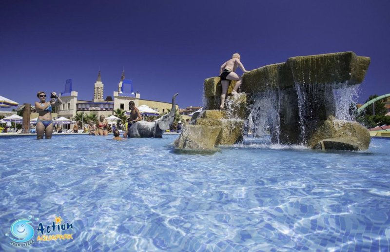 Napospart utazás Aqua Nevis Club Hotel